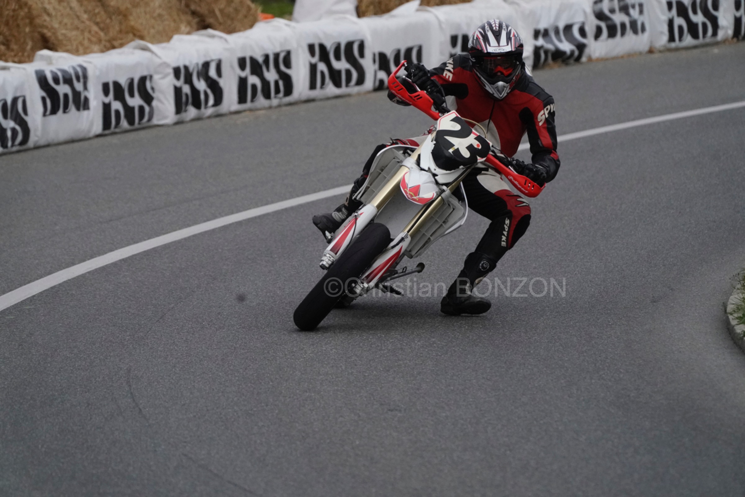 dernierecourses15hMoto008