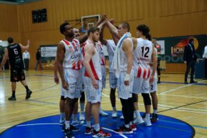 oct20033basketLions