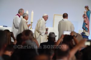 Le Pape en visite a Palexpo a Geneve.