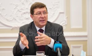 Confpresseconfinement022