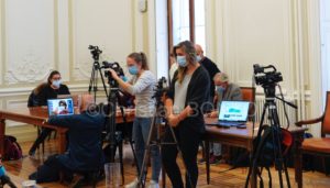 Confpresseconfinement035