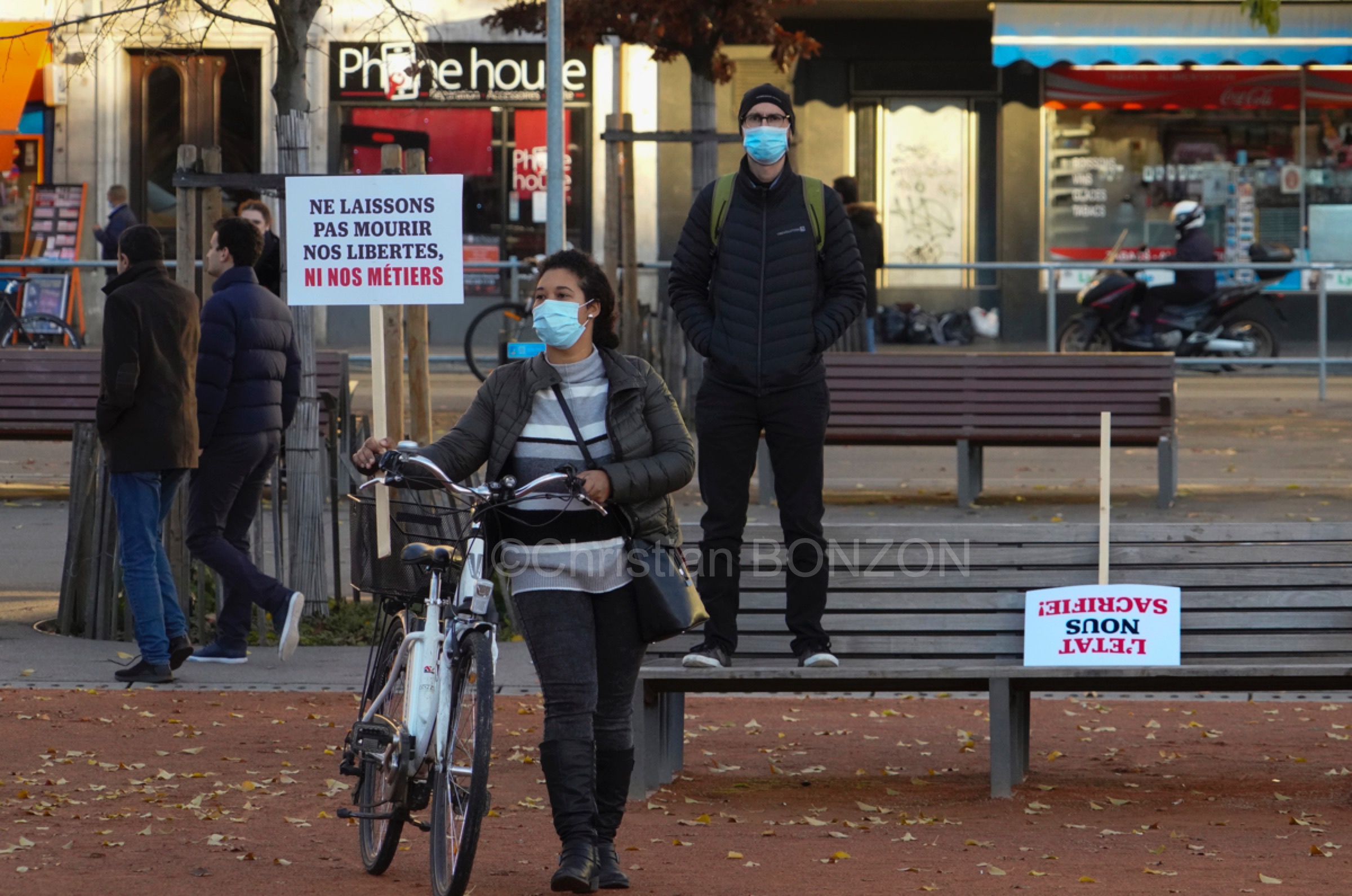 manifcafetiers19Nov044