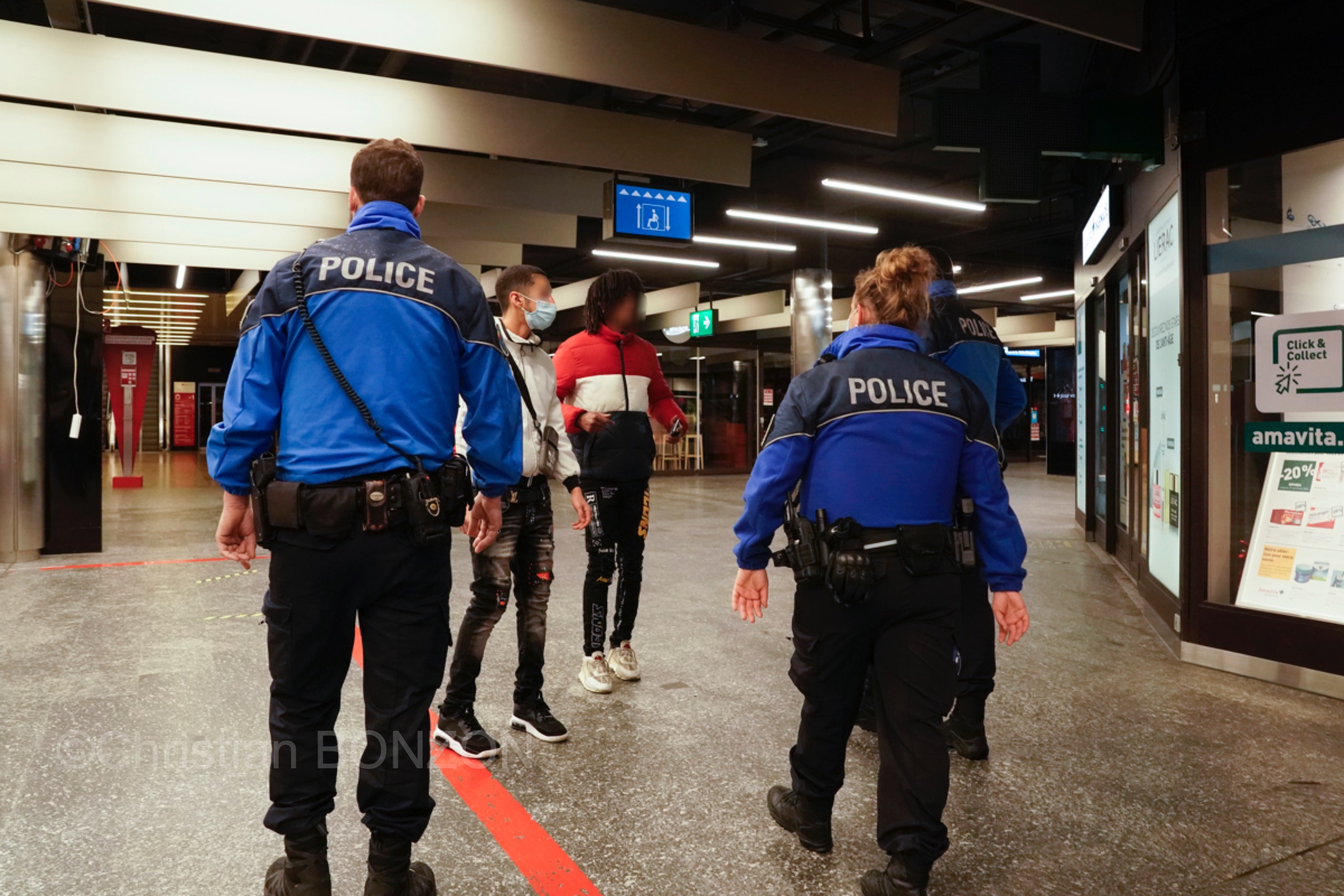 23_decembre2020_immesion016police