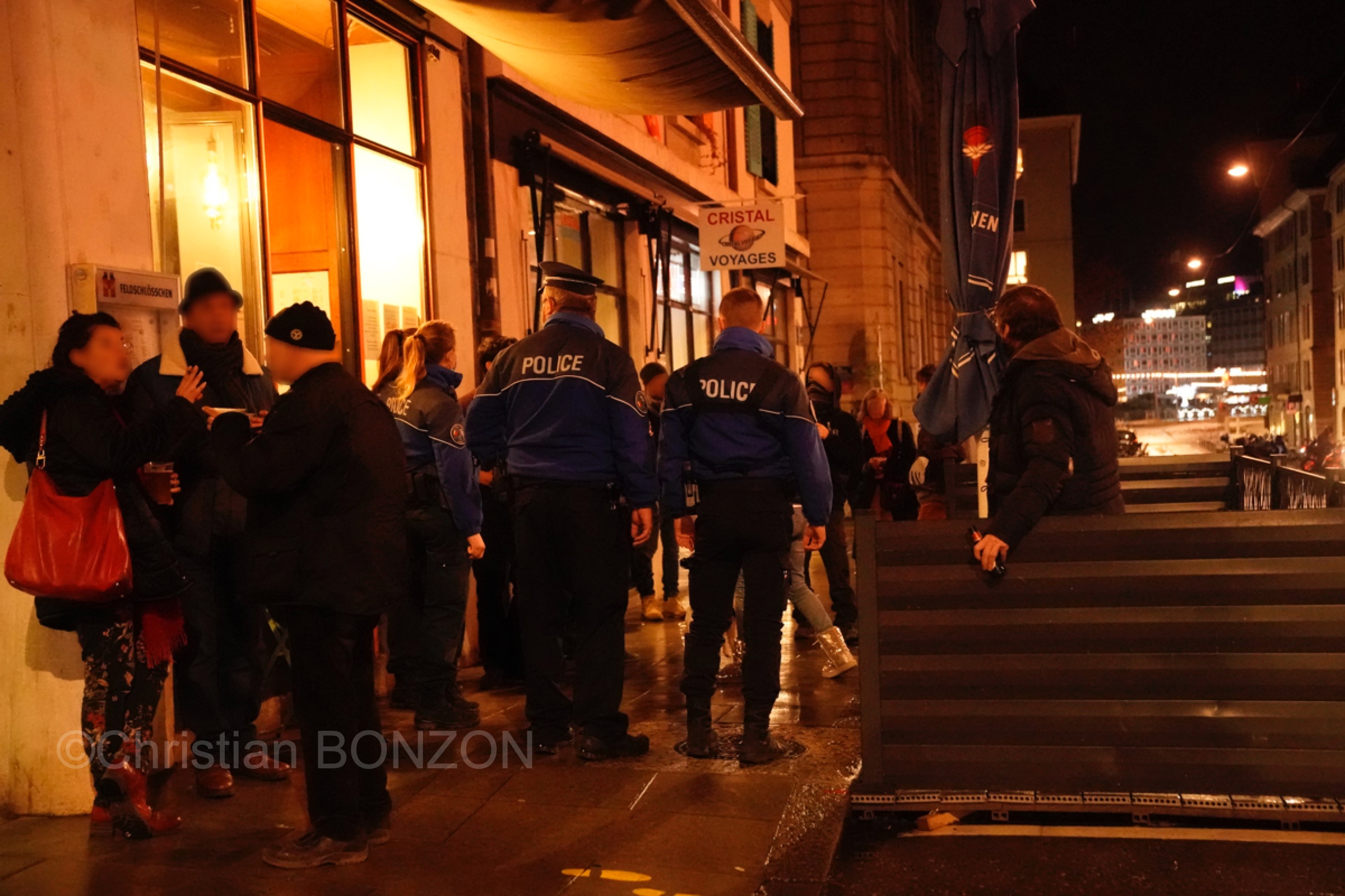 23_decembre2020_immesion042police