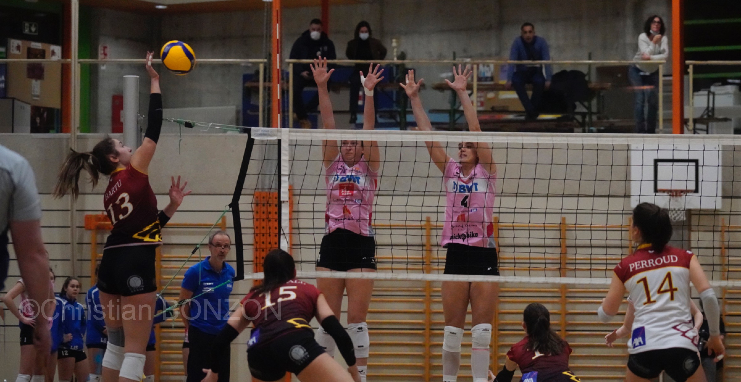 volleyfem12dec017