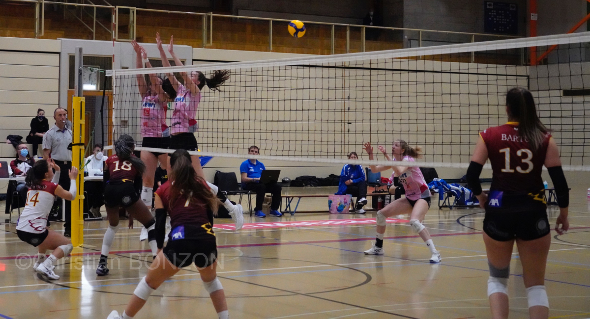 volleyfem12dec019