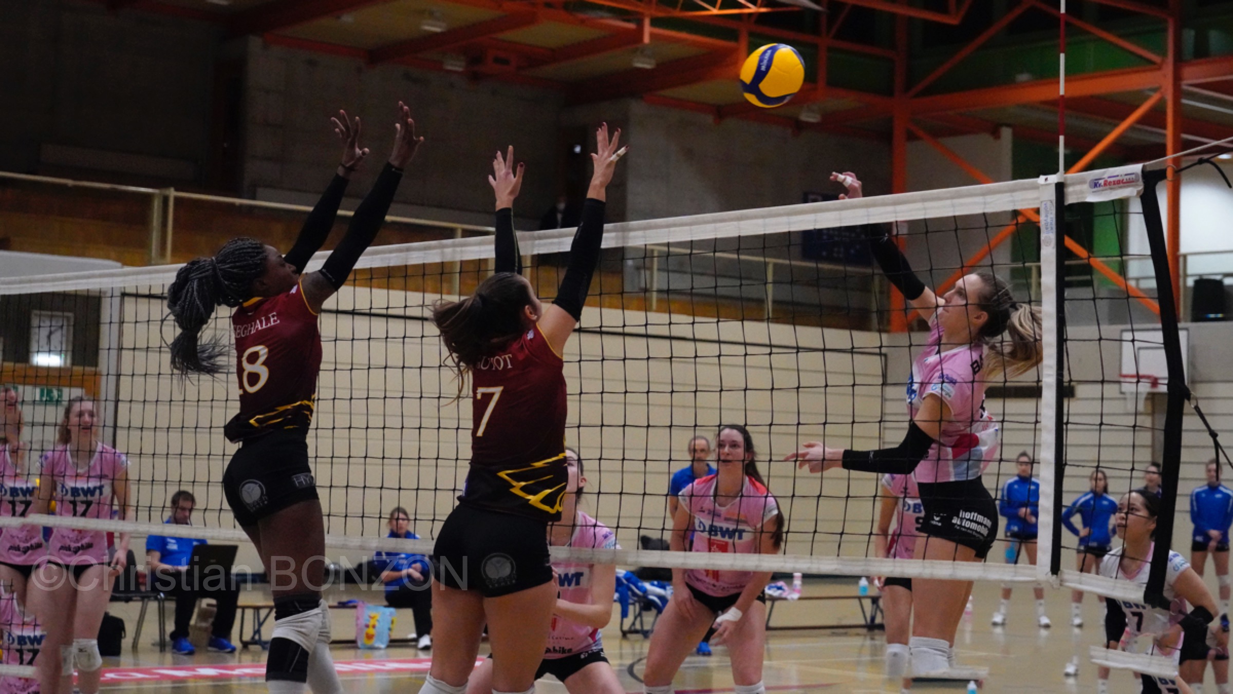 volleyfem12dec024
