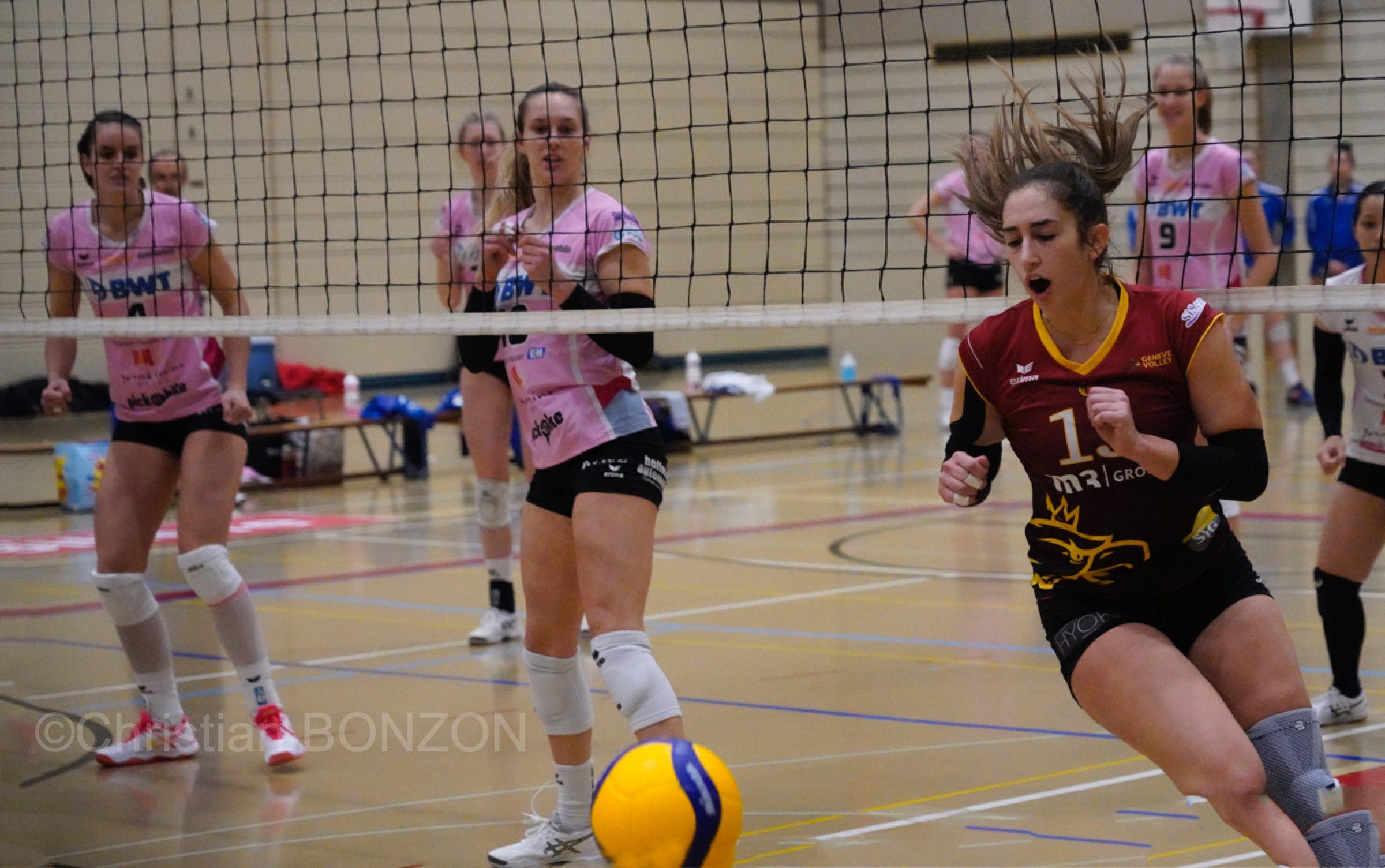volleyfem12dec030