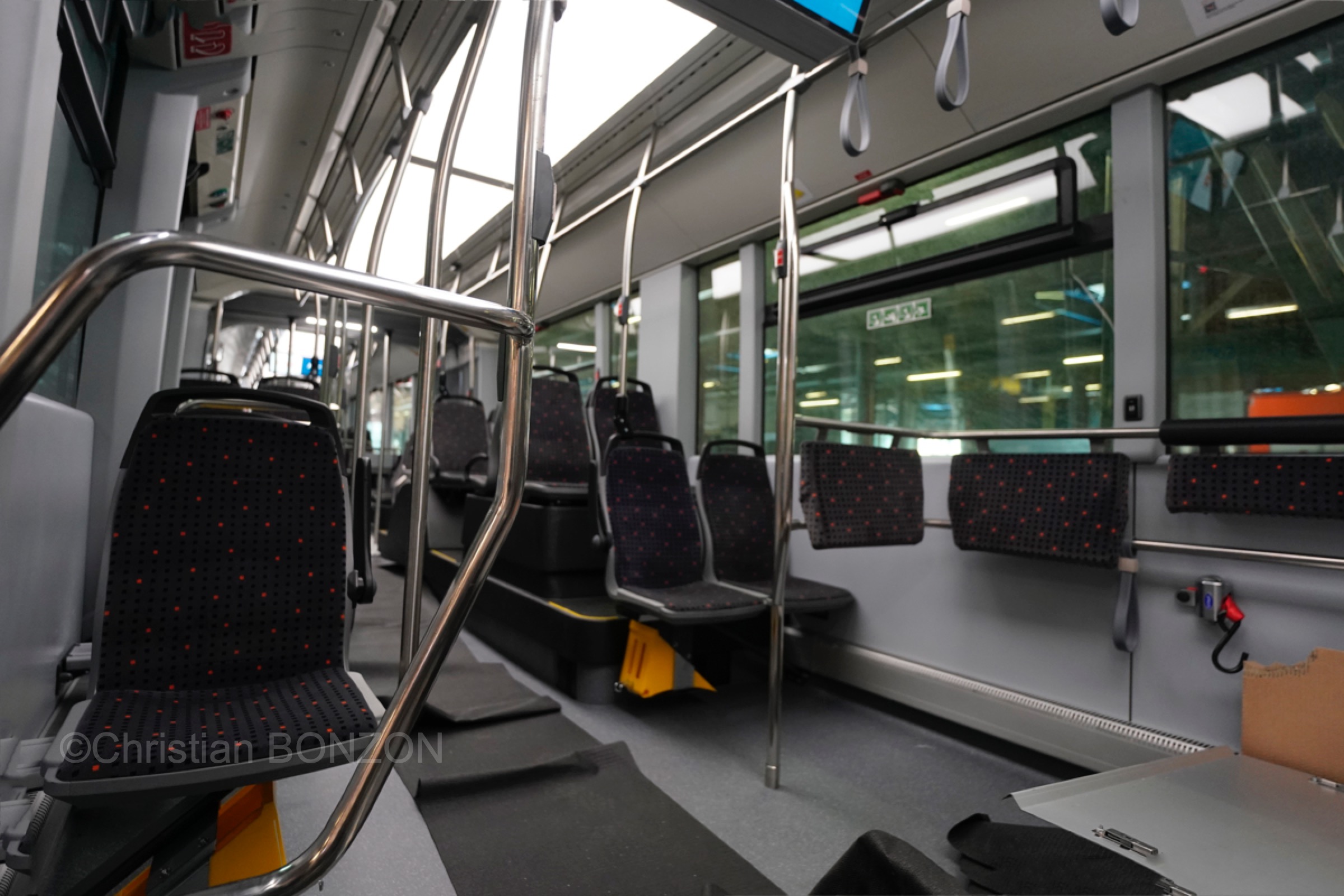 Trolleybus_Vanhool027