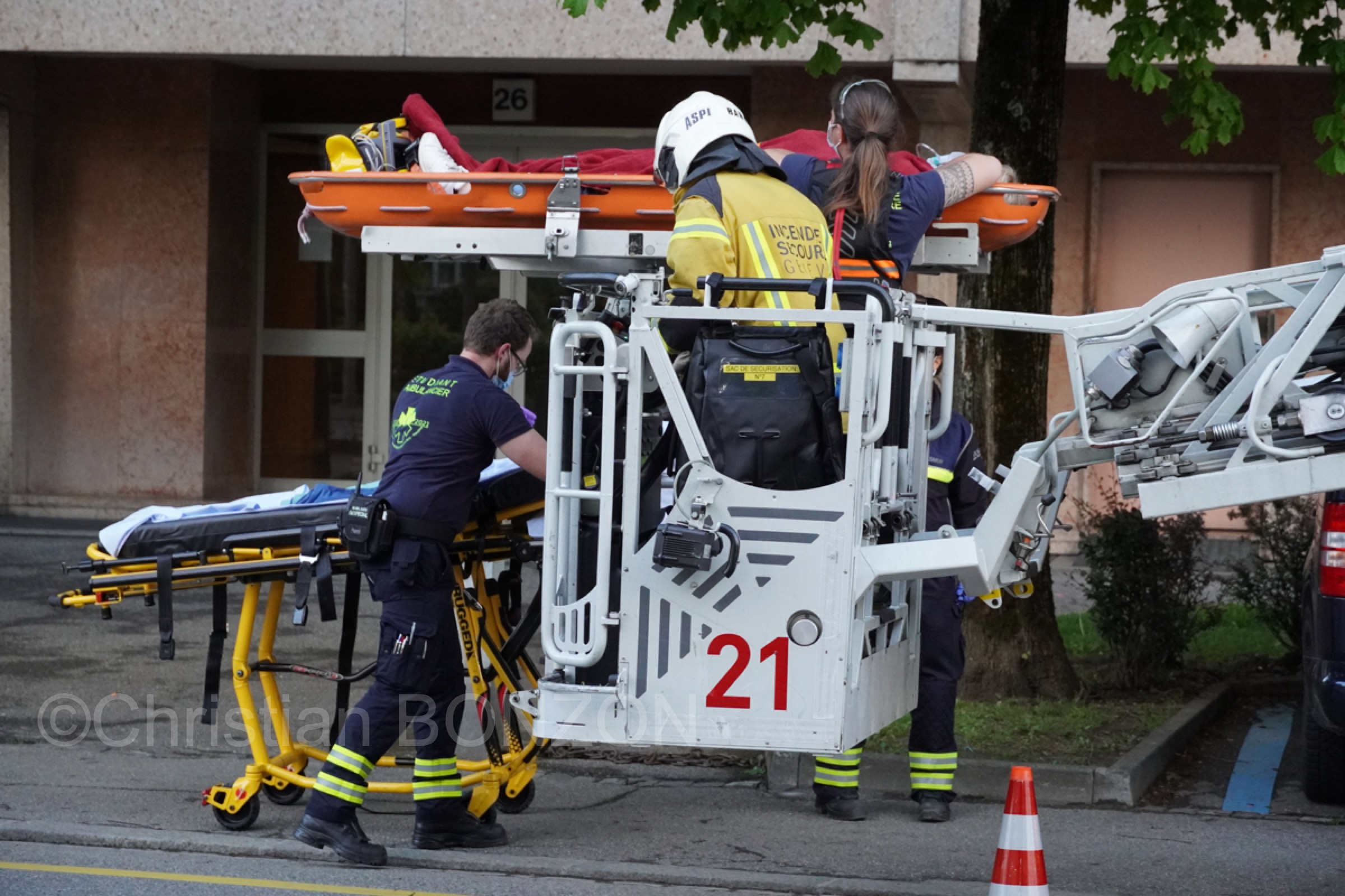 exercice_ecole_SIS077