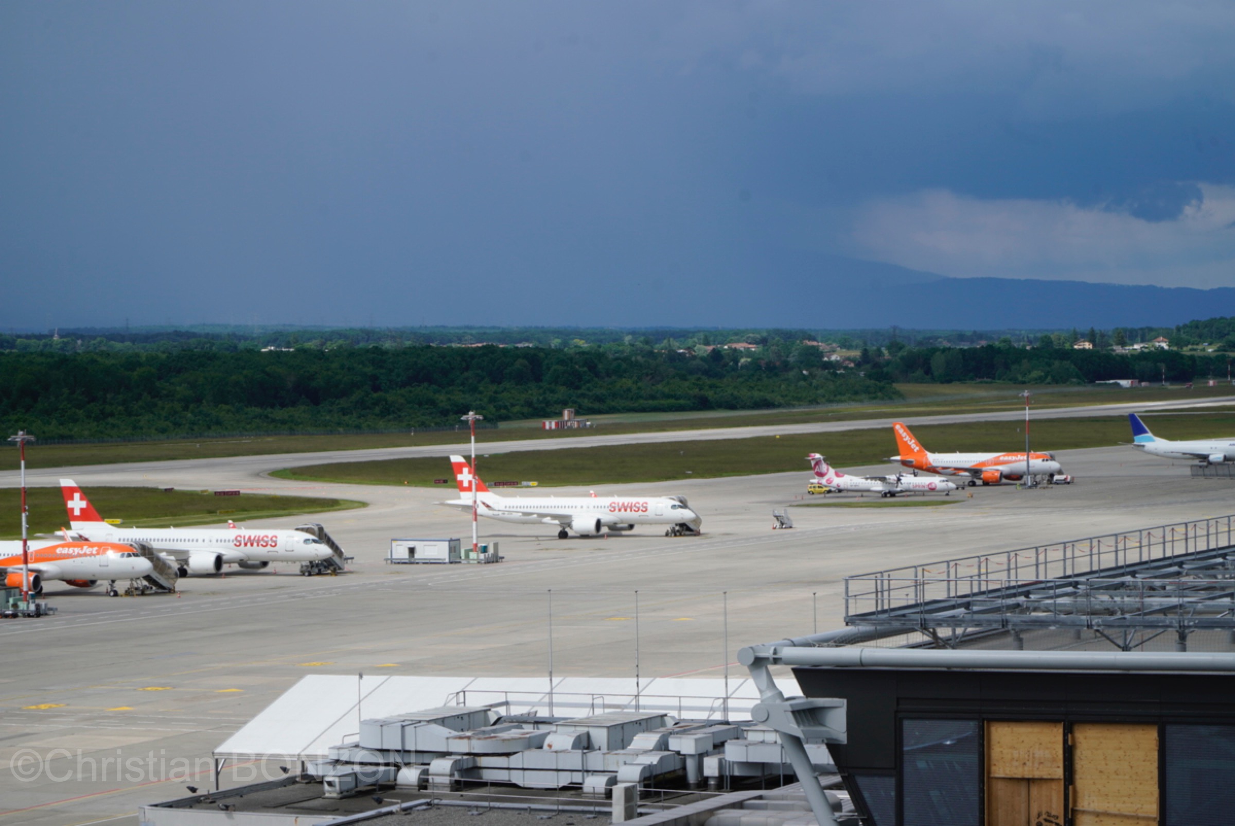 2021_053aeroport_juin