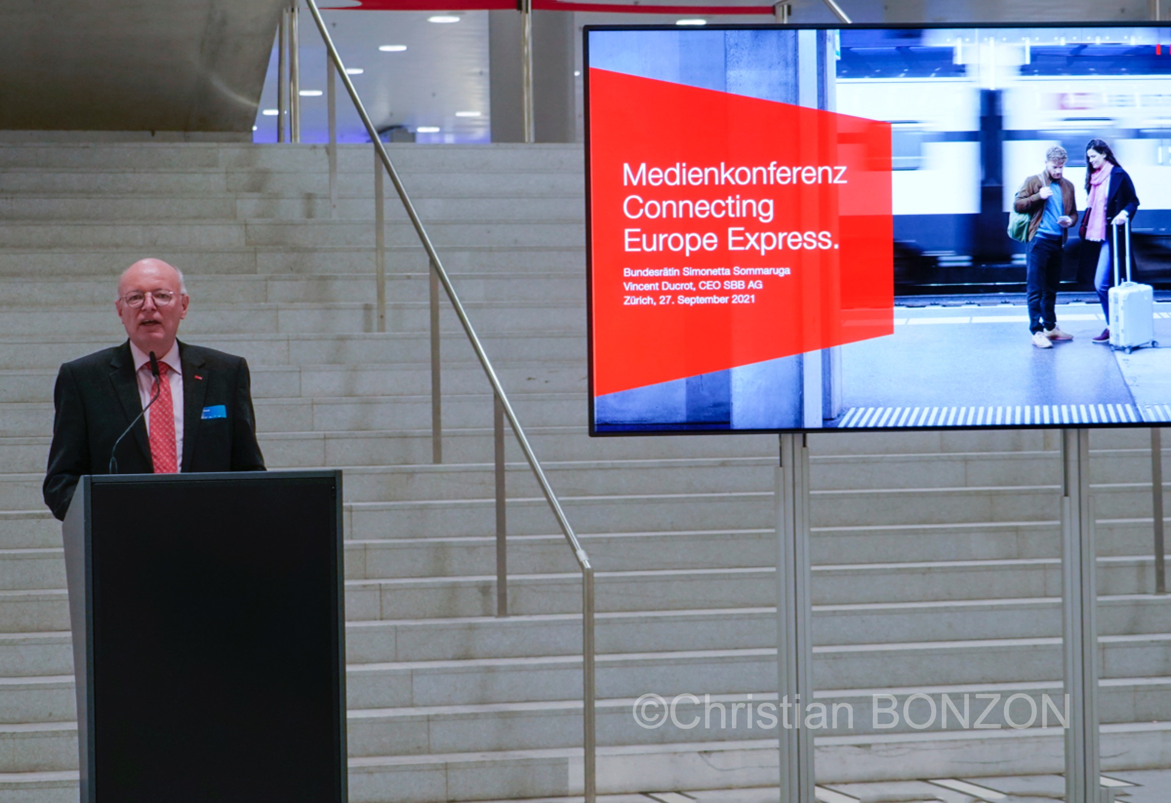 Connecting_Europe_Expres_Zurich007