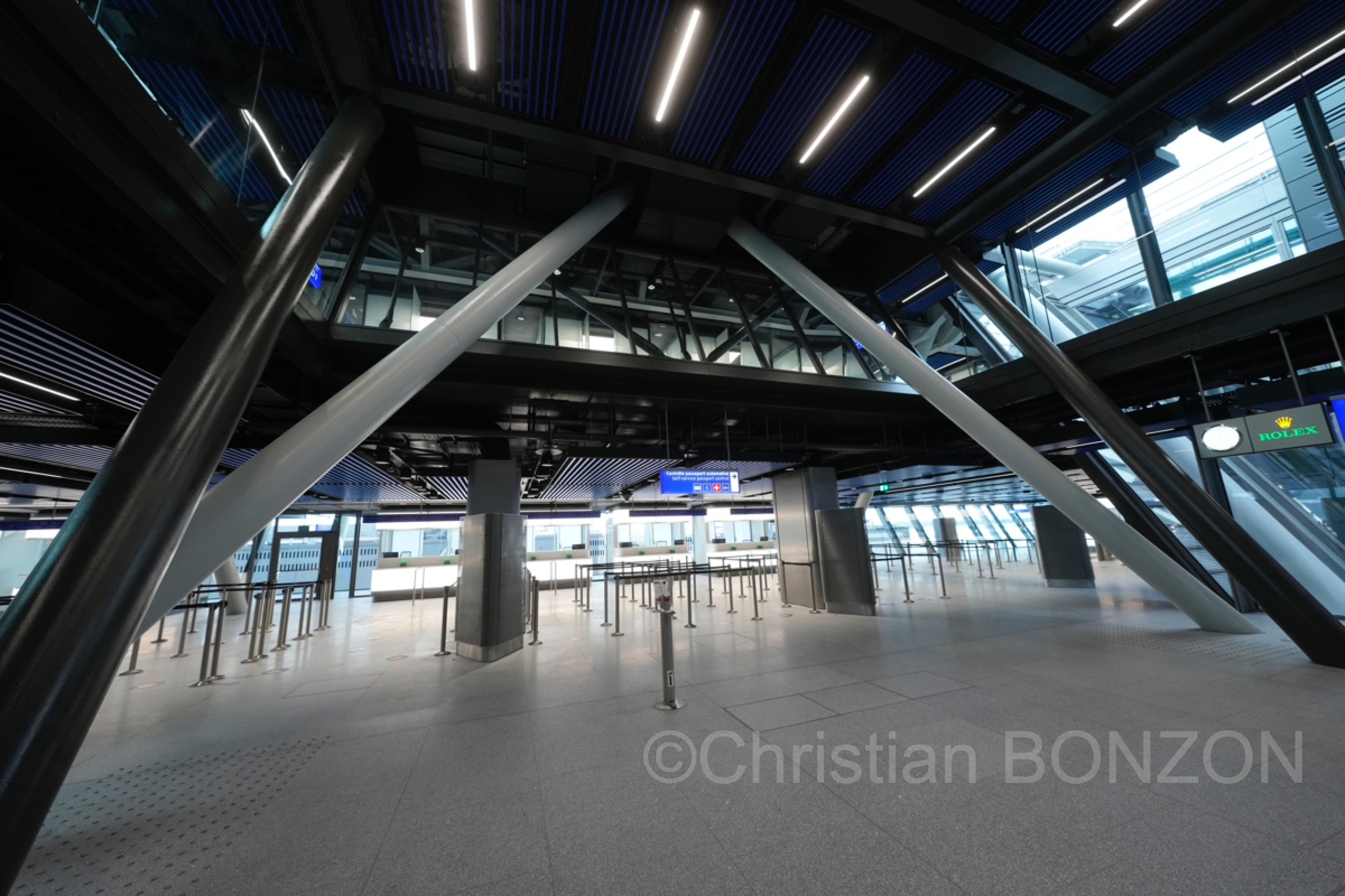 Aile_Est_Aeroport018