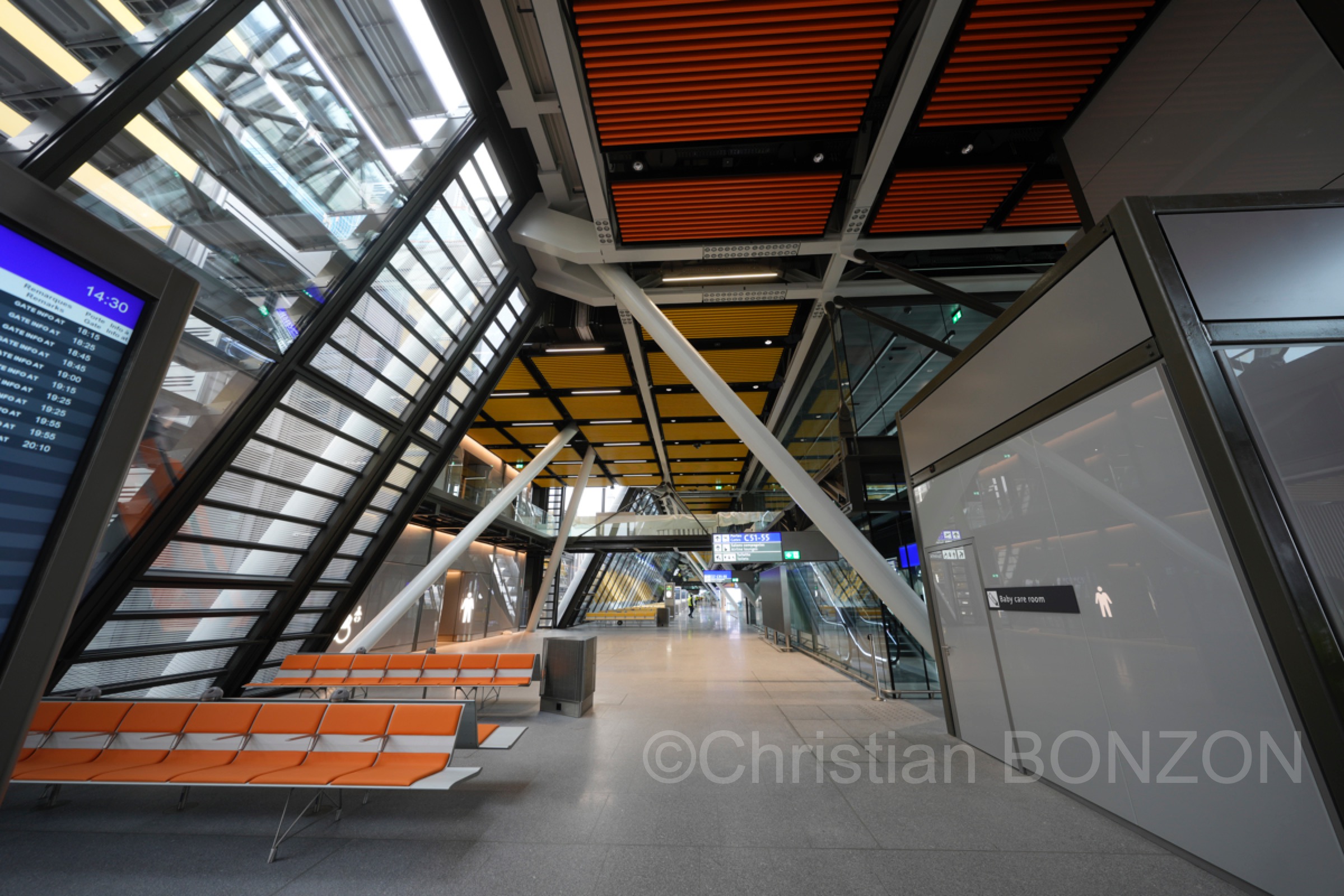 Aile_Est_Aeroport044