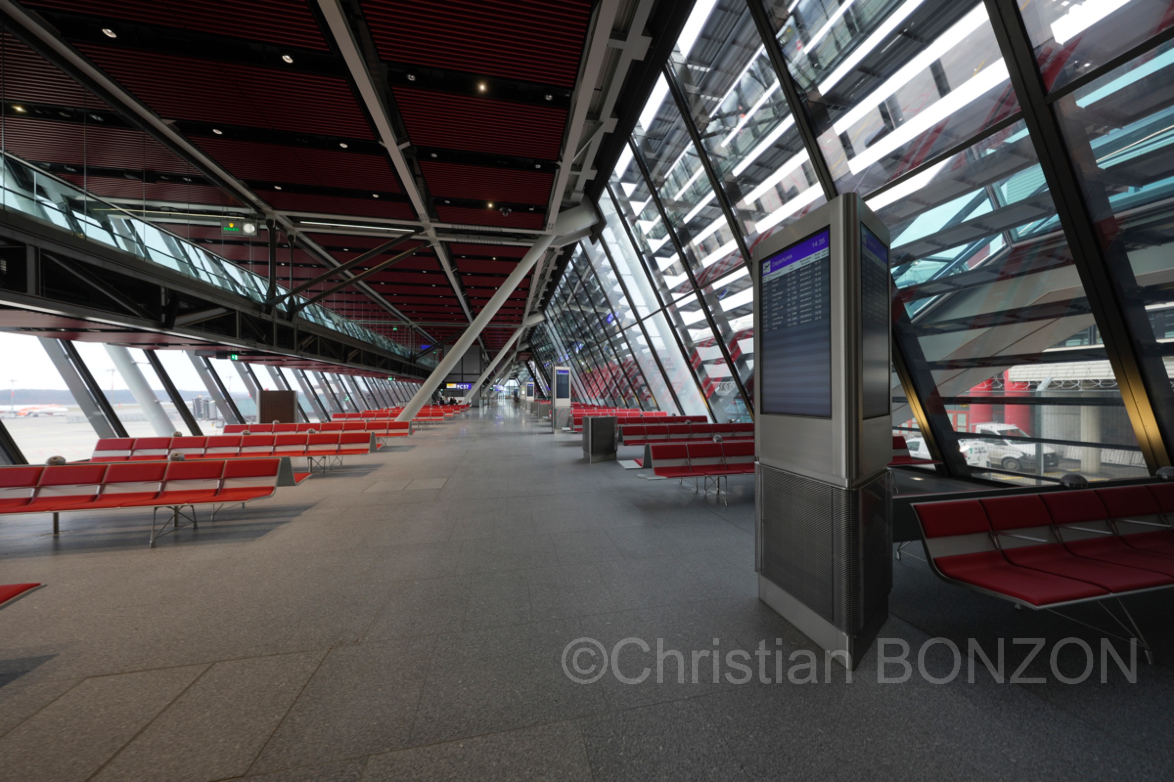 Aile_Est_Aeroport051