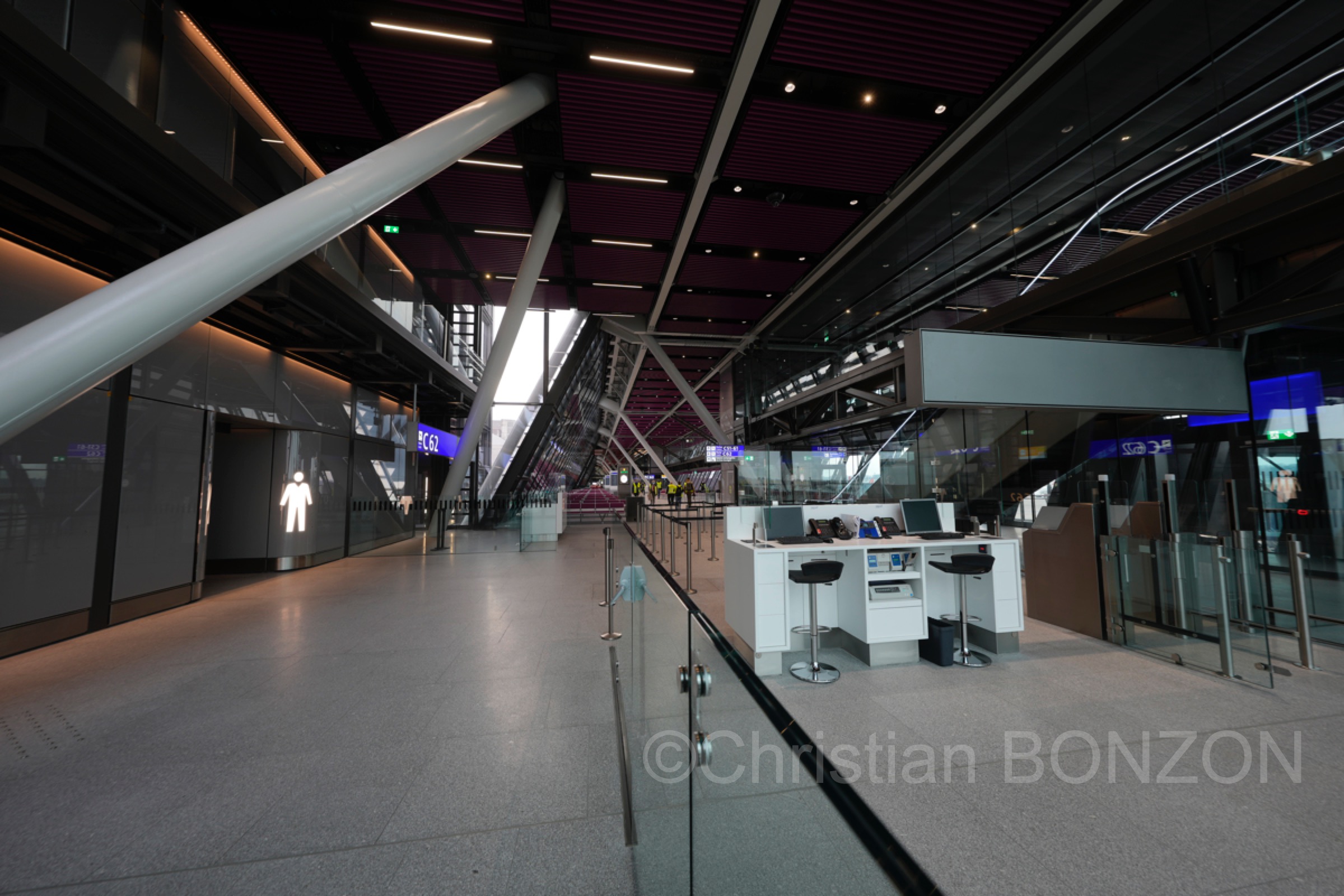 Aile_Est_Aeroport058