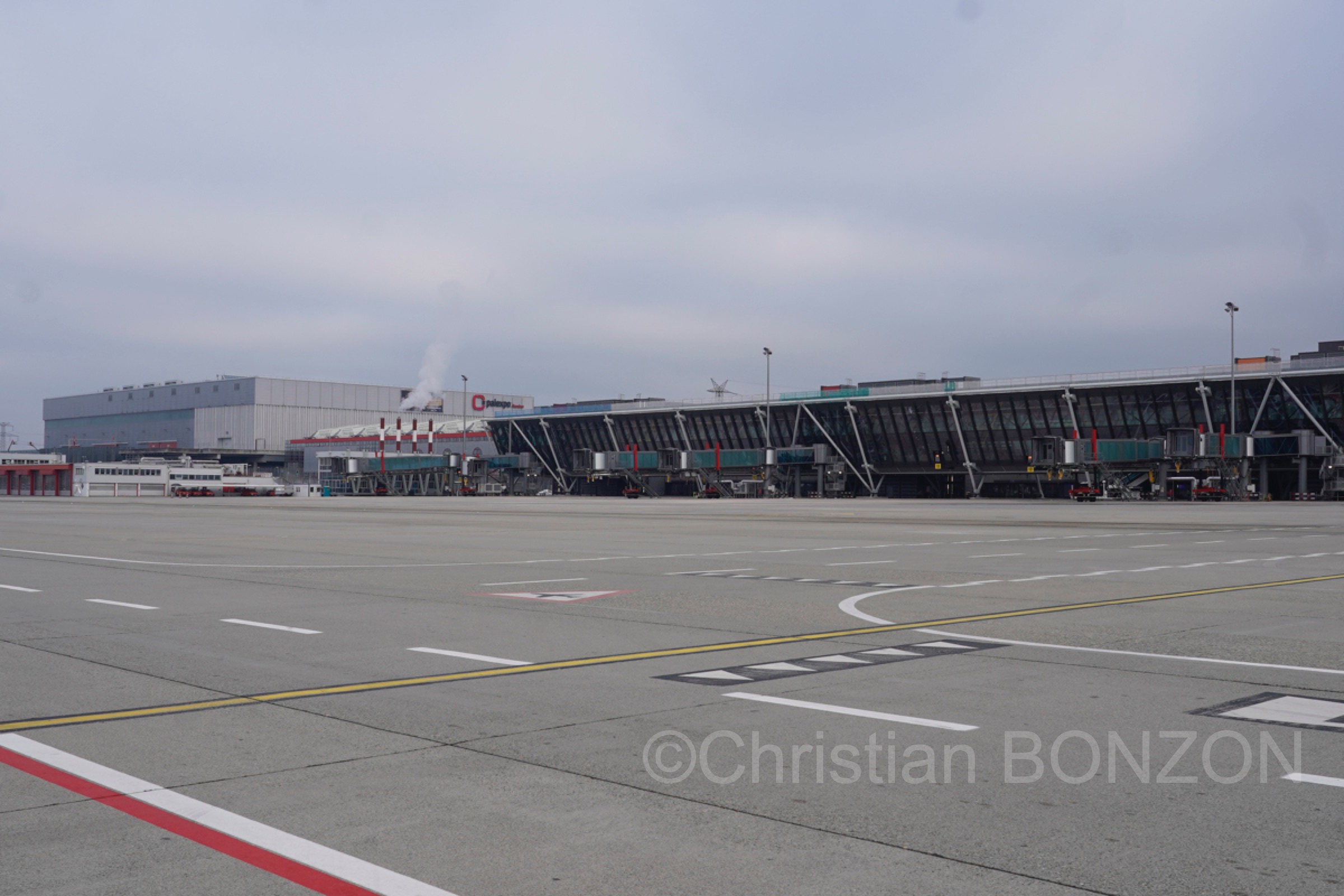 Aile_Est_Aeroport070