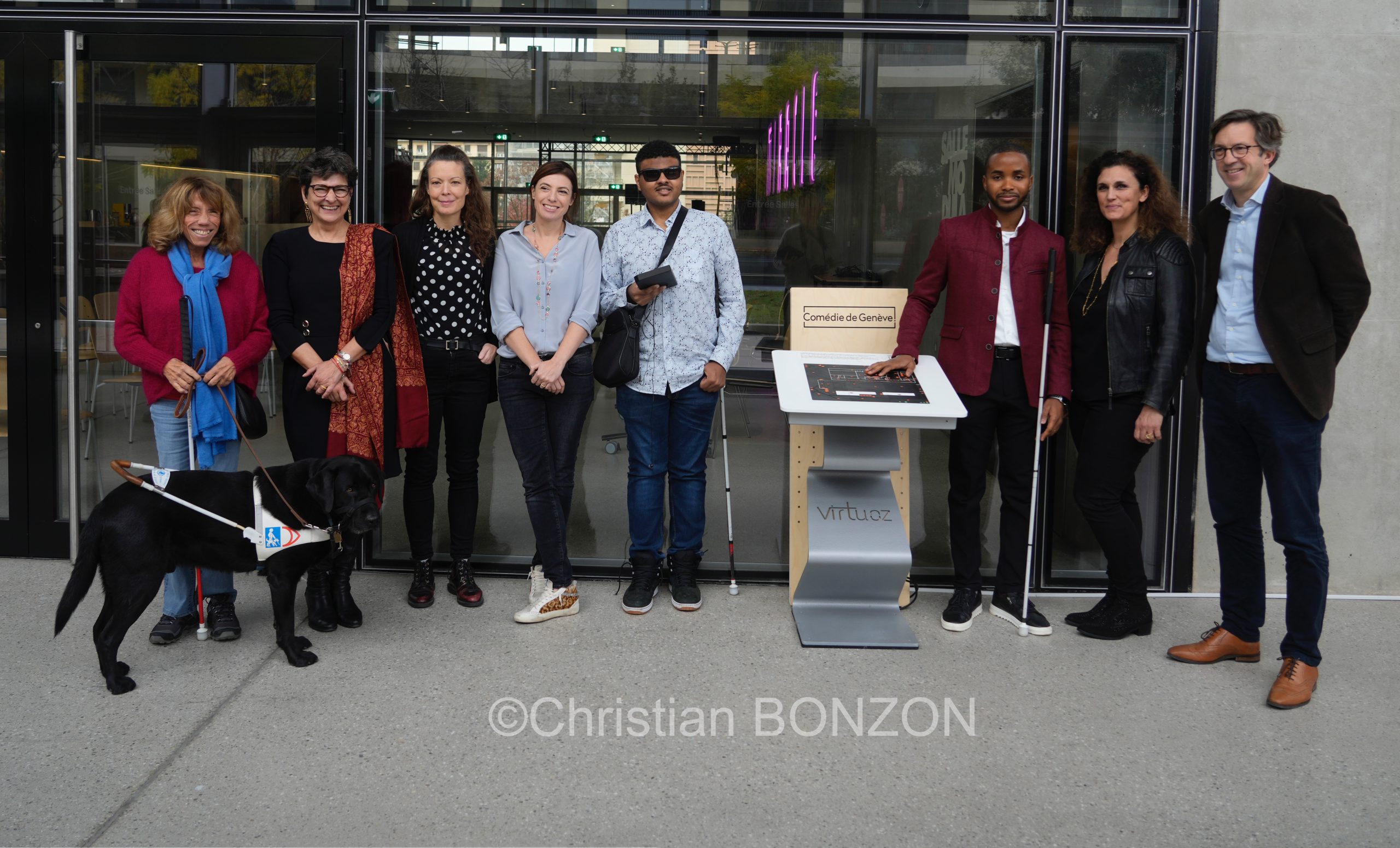 Mal_ V036oyants_Nouvelle_Comedie