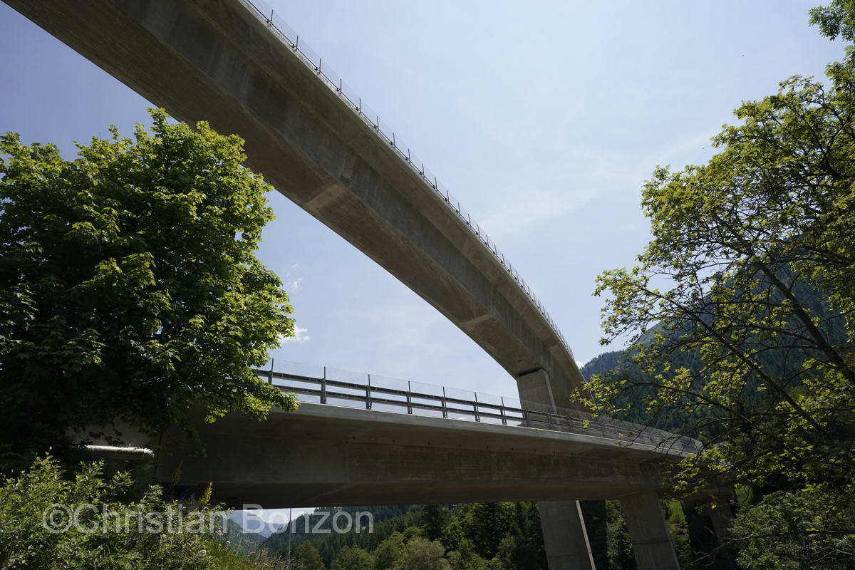 second chantier du tunnel autoroutier du Saint-GothardAirolo