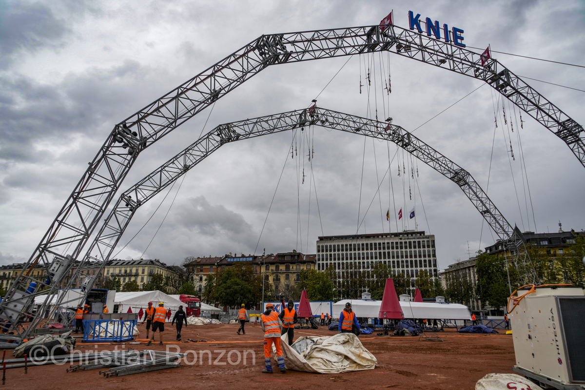 20123_Knie_montage001