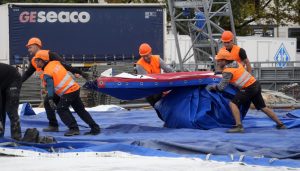 20123_Knie_montage015