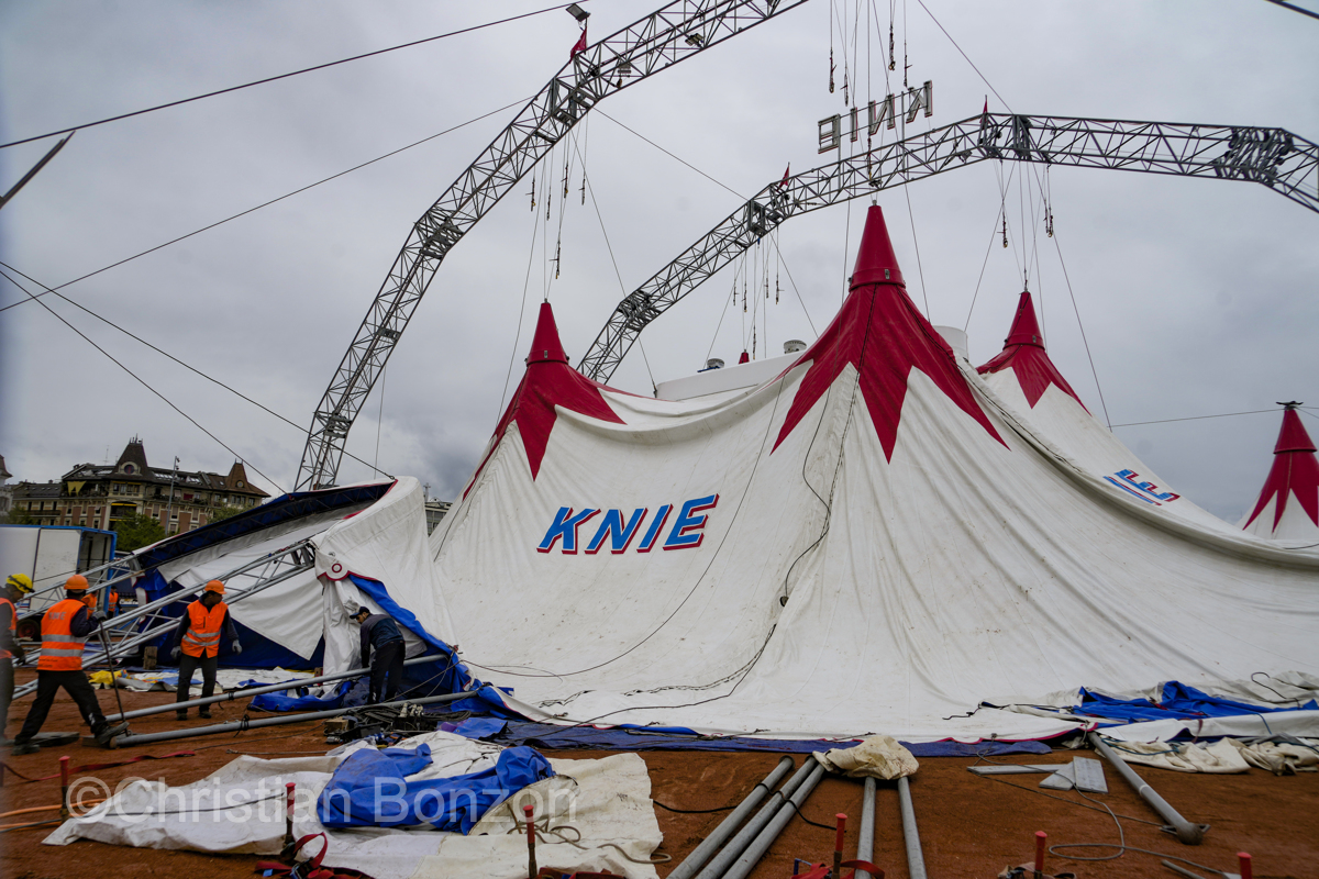 20123_Knie_montage029