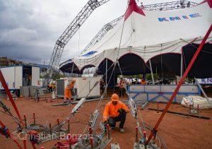 20123_Knie_montage032