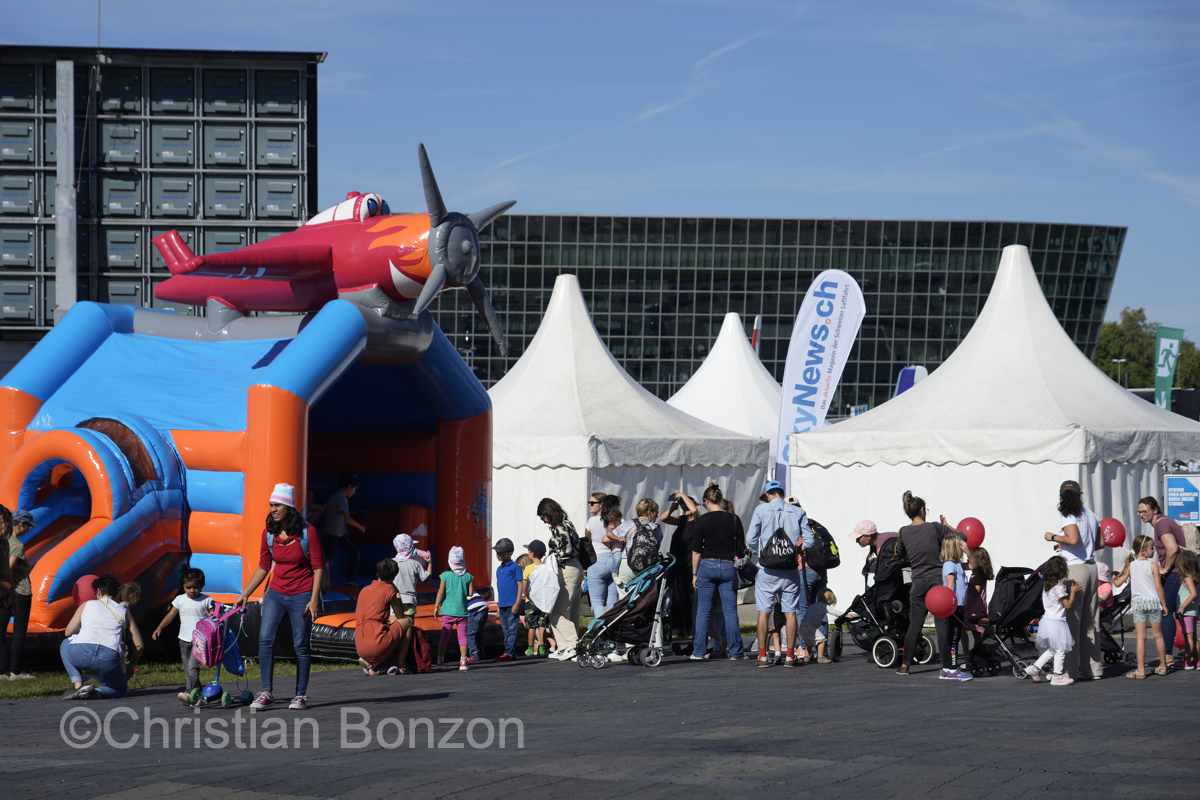 75 ans Aeroport de Zurich.