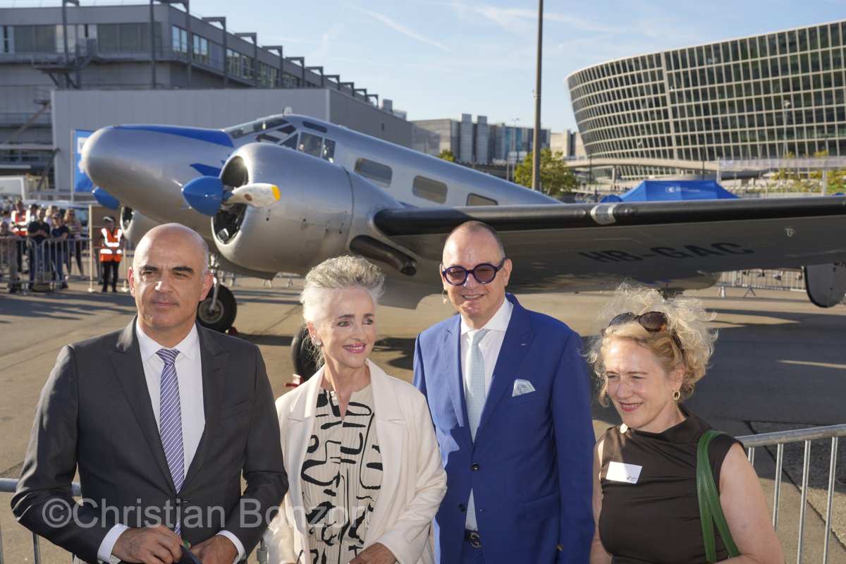 75 ans Aeroport de Zurich.
