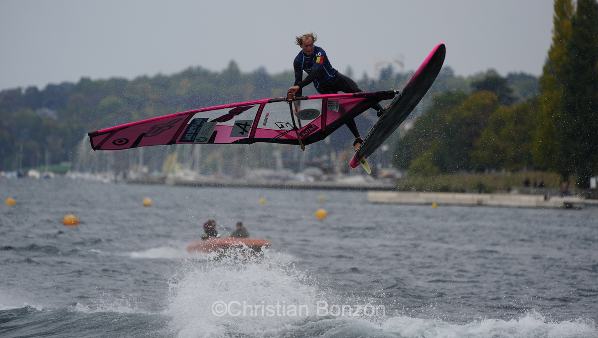 Windsurfer cup final