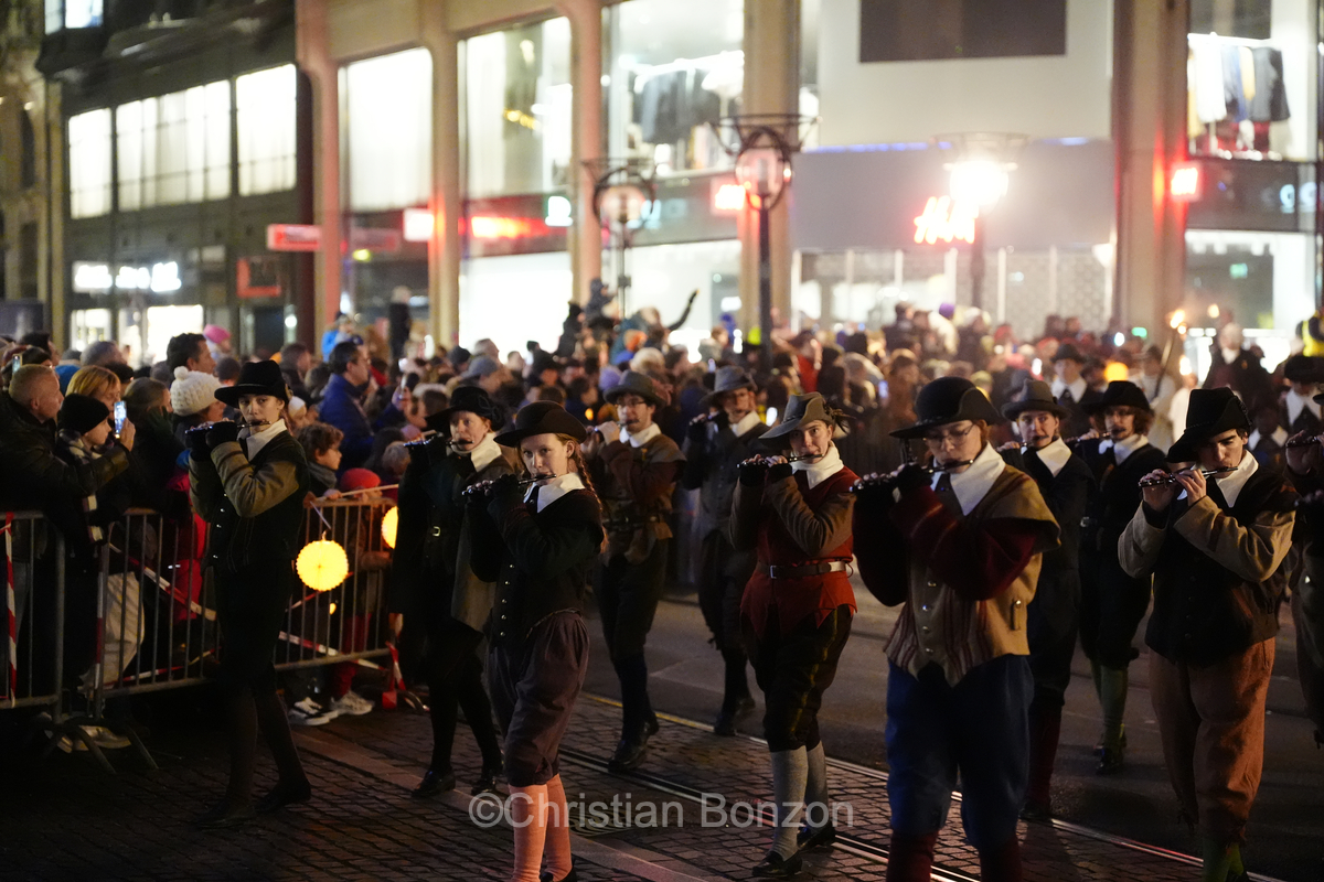 Lman Express mettra en service une noGrand cortge historique de lÕEscalade 14 dcembre 2025 uvelle ligne, la L7, le 14 dcembre