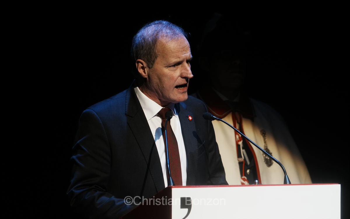 Hommage  Pierre-Andr Page Ênouveau prsident du Conseil nationalÊ