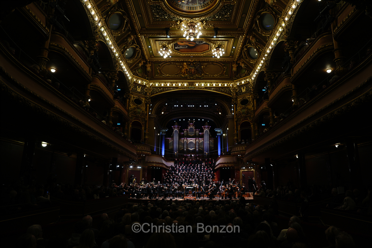 Hommage aux Victimes Victoria Hall Geneve