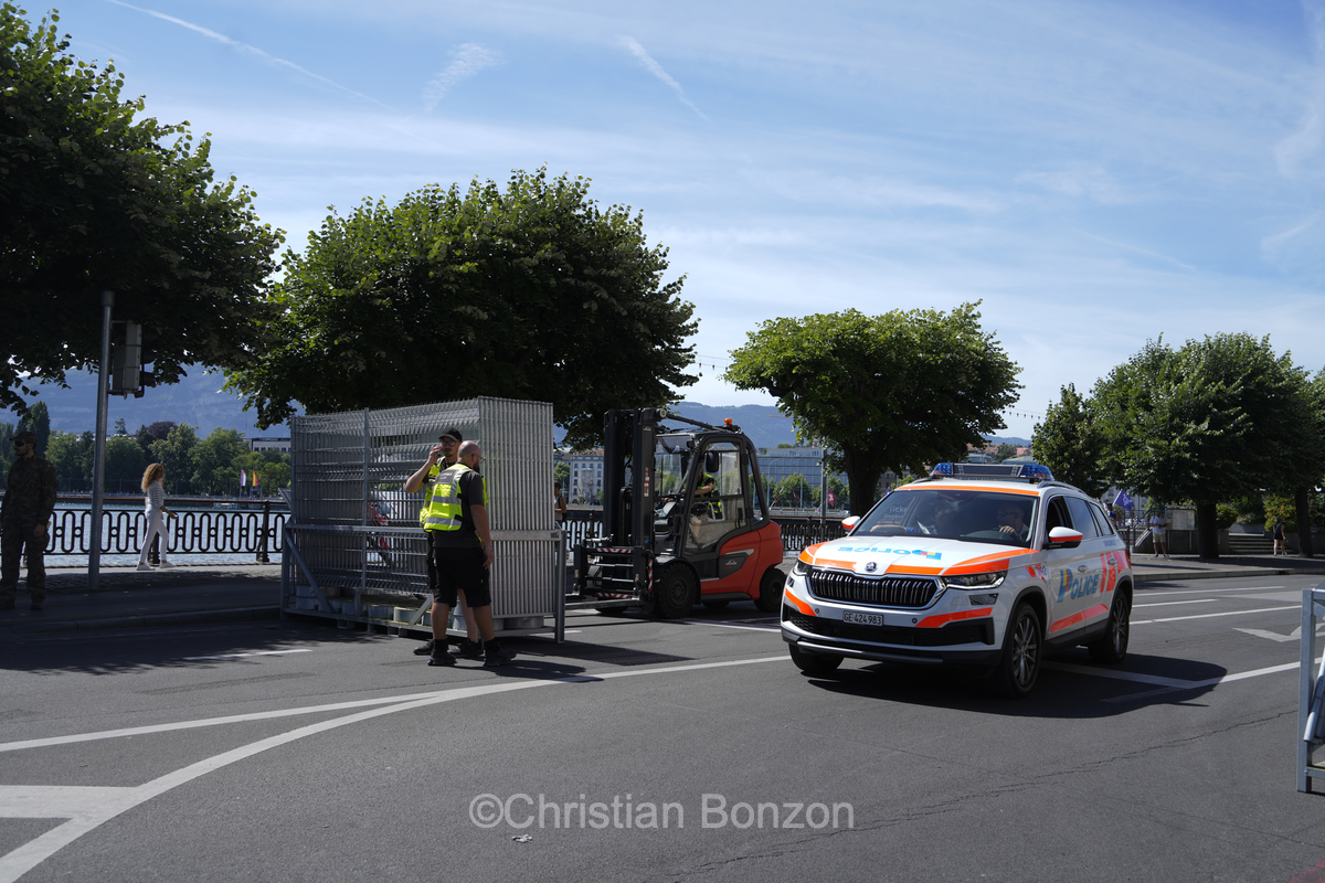 La manifestation No G7 14 juin Geneve