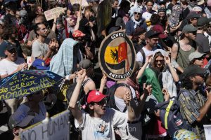 La manifestation No G7 14 juin Geneve