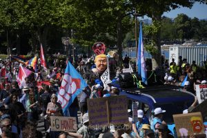 La manifestation No G7 14 juin Geneve