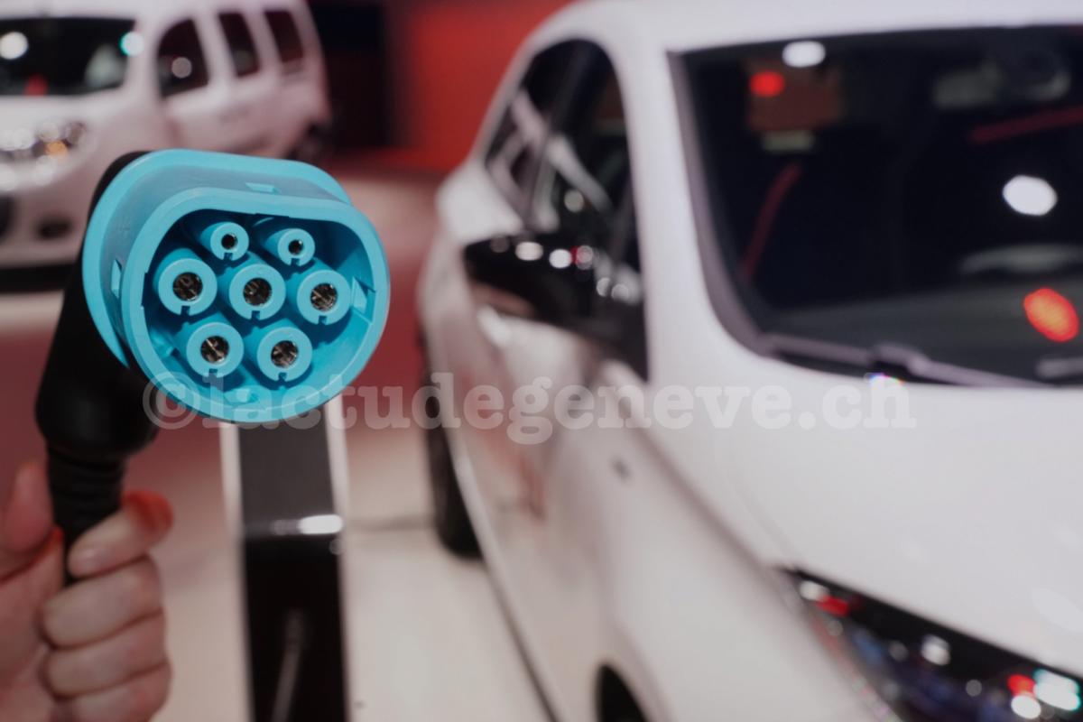 autoC001