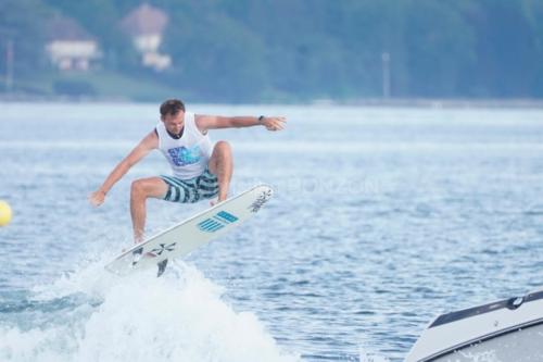 wakesurf043